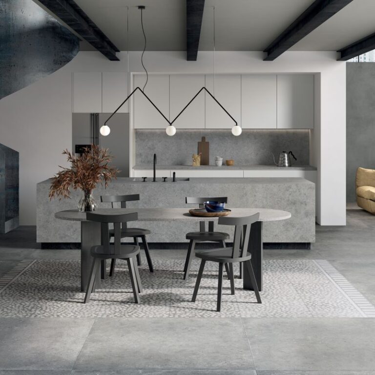 PIRENEI GREY POETRY STONE